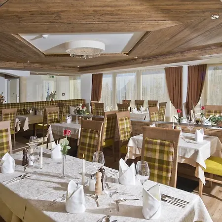 Naturhotel Alpenblick Отель Маурах