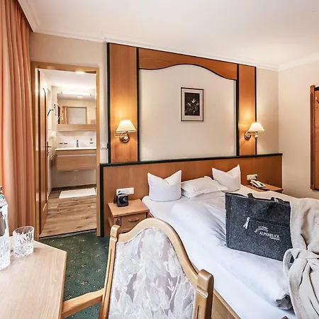 Naturhotel Alpenblick 4* מאוראך