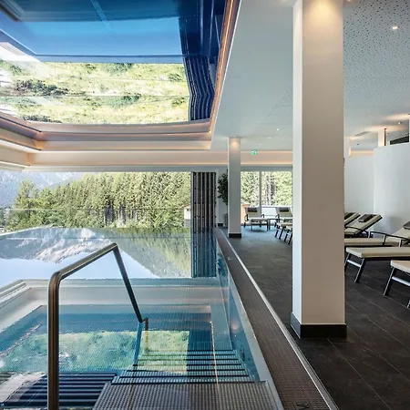 Отель Naturhotel Alpenblick 4*