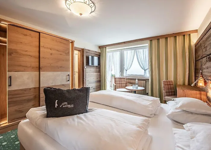 Naturhotel Alpenblick ホテル マウラッハ