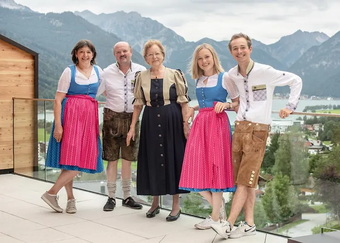 Naturhotel Alpenblick ホテル マウラッハ