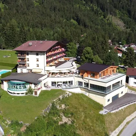 Naturhotel Alpenblick 4*